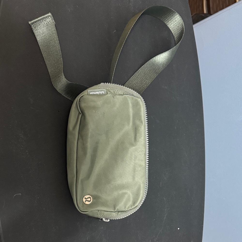 lululemon Beltbag
